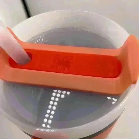 stanley Quencher Tumbler 30 oz Nectarine coral Color - Picture 8 of 8